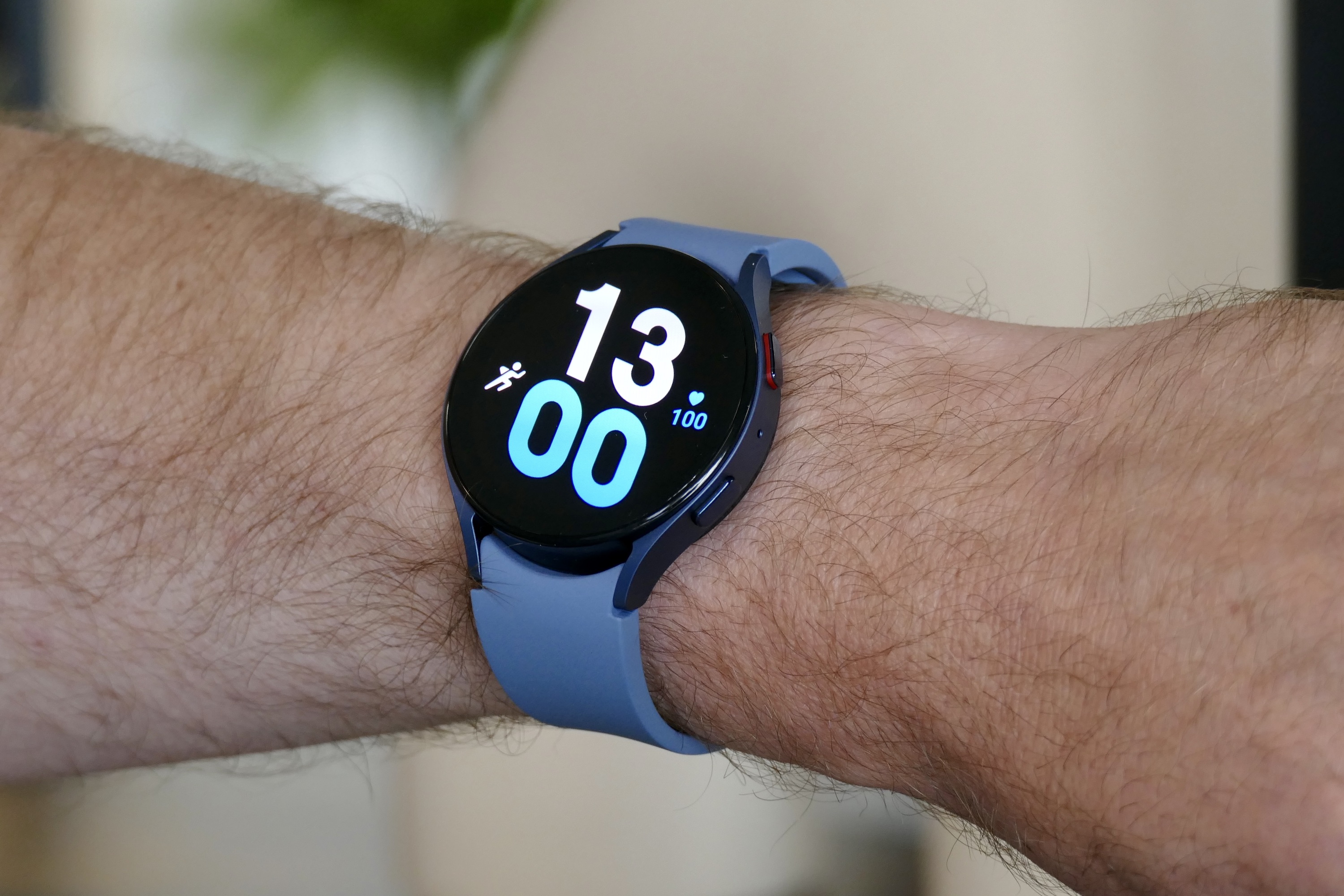 How's it like to upgrade from the Galaxy Watch Active to the Galaxy Watch4?