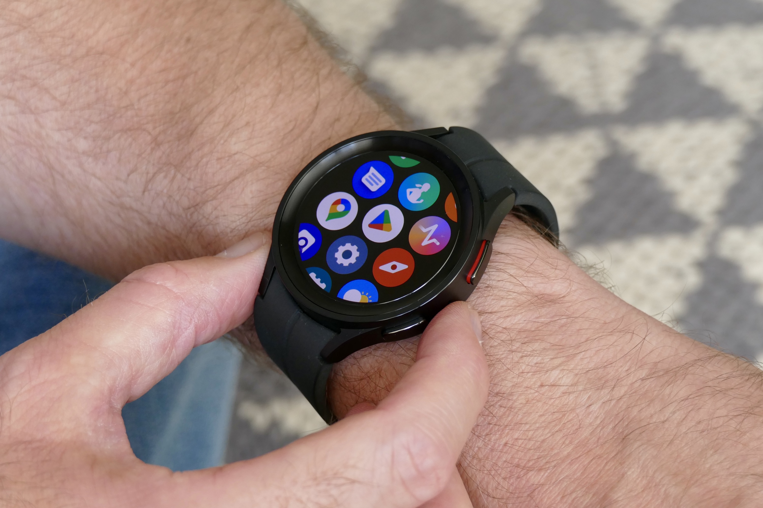 Samsung Galaxy Watch 5 Pro review: All-star battery, bad fitness tracker