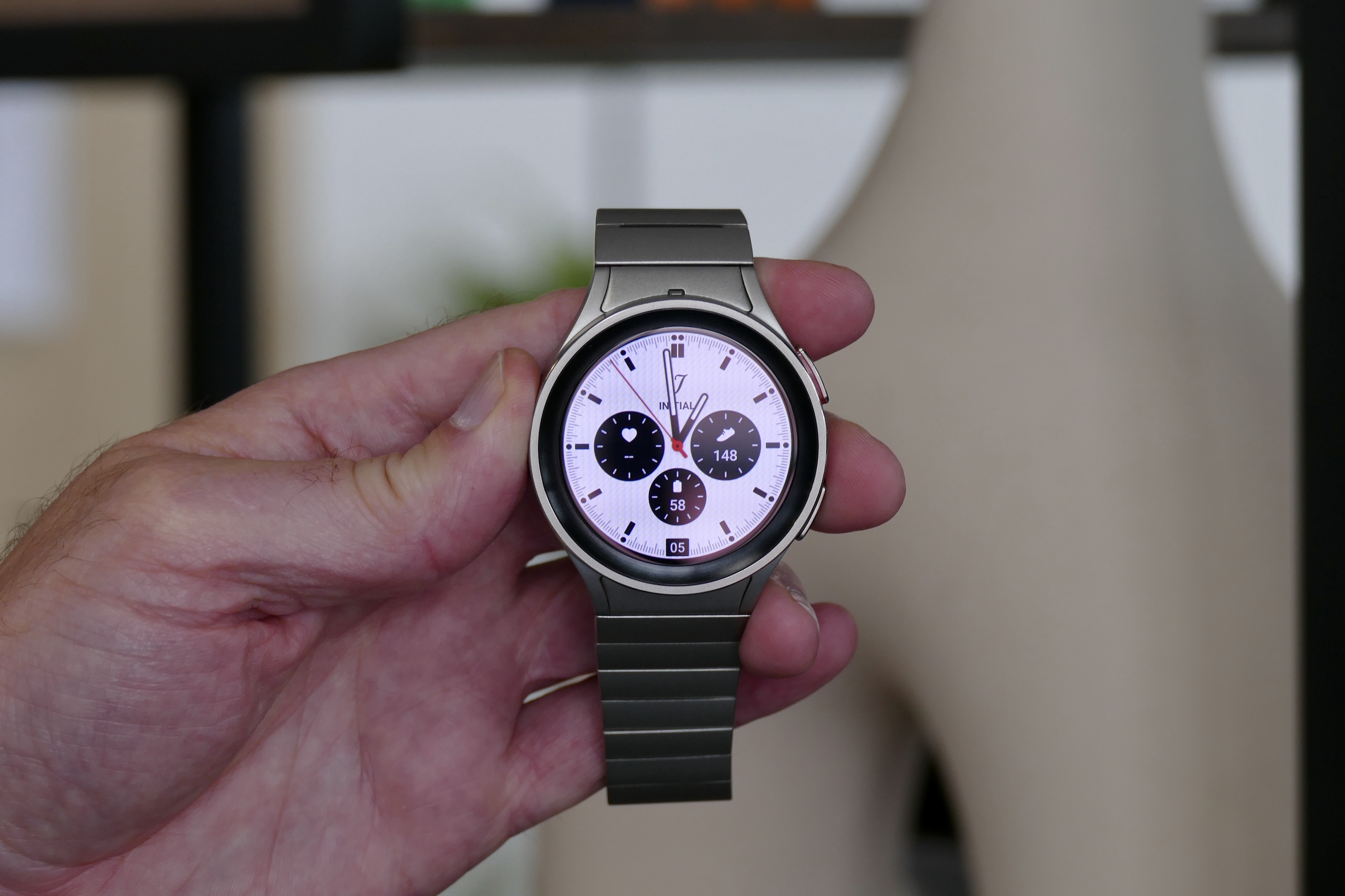 Metal strap sales galaxy watch