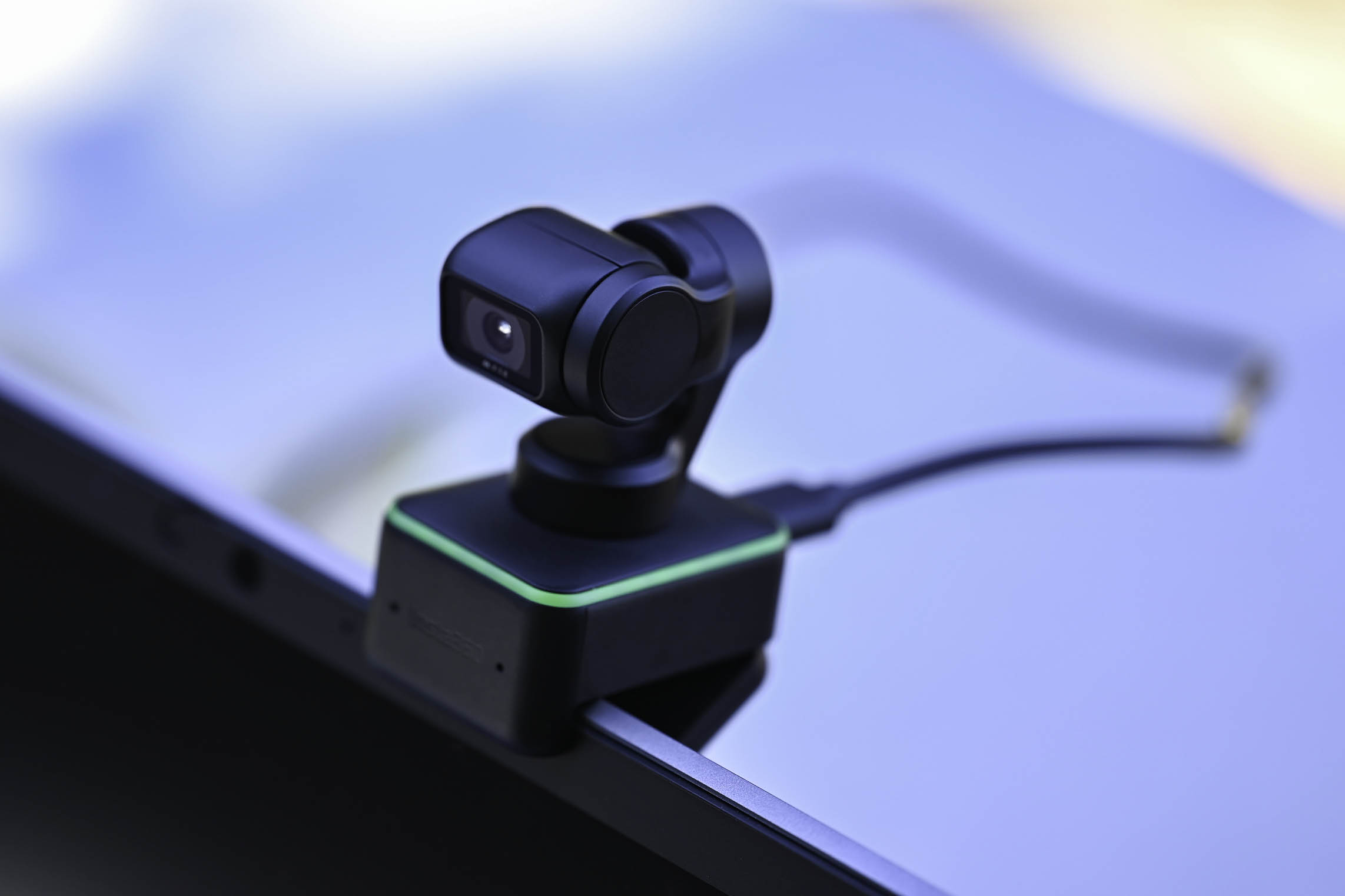 Trends breaking Link webcam review: Insta360 the Digital | mold