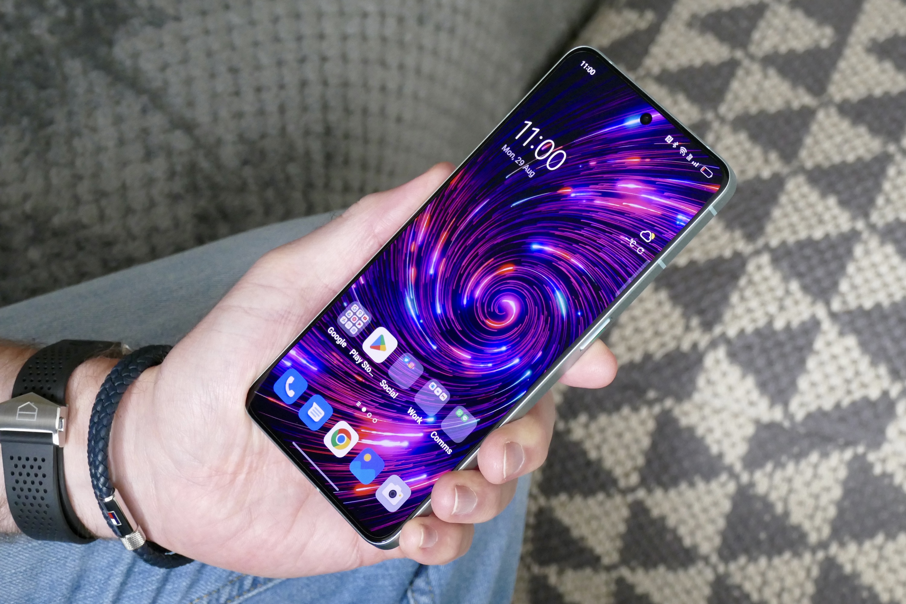 The home screen of the Oppo Reno 8 Pro