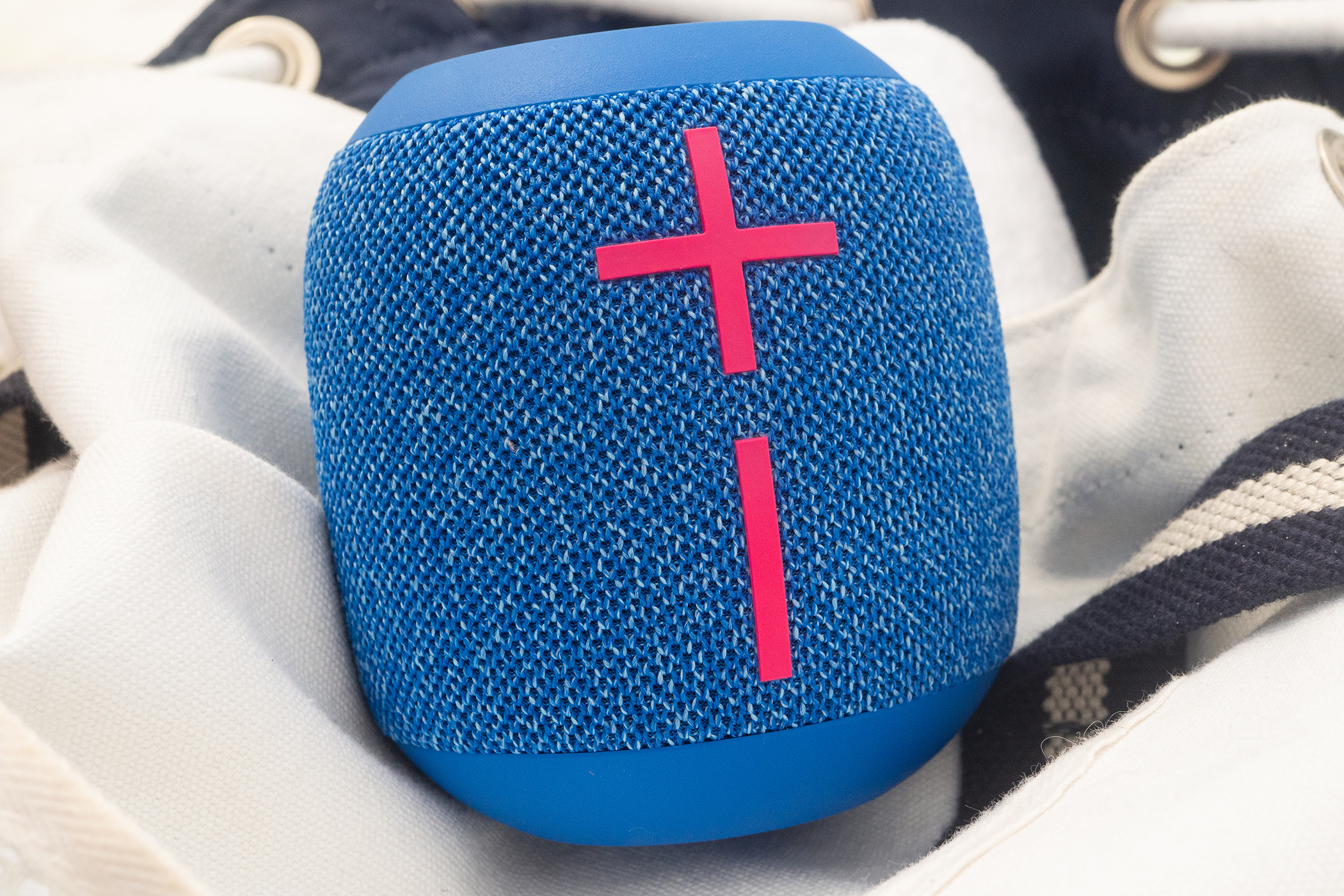 Ultimate Ears WONDERBOOM 3 Portable Bluetooth Speaker (Performance Blue)