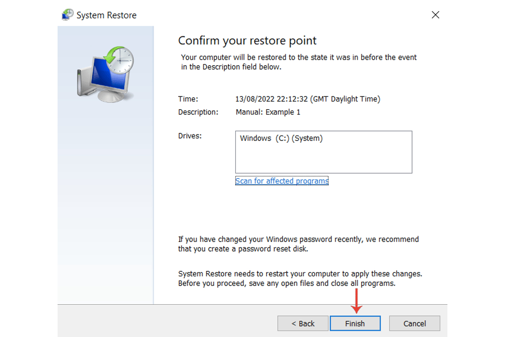 دکمه Finish برای تأیید فعال سازی نقطه بازیابی سیستم در ویندوز 10.