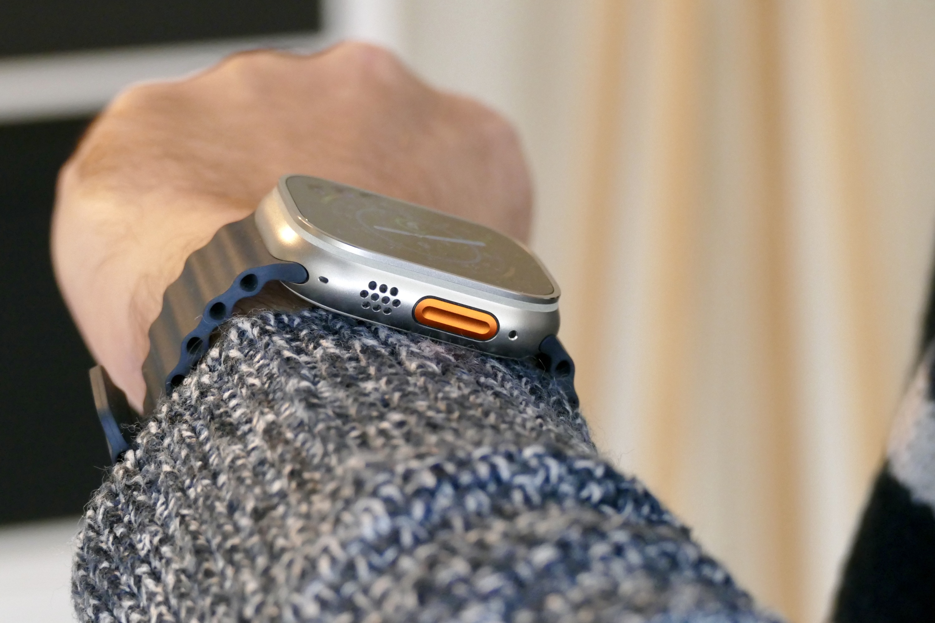 El botón de acción del Apple Watch Ultra.