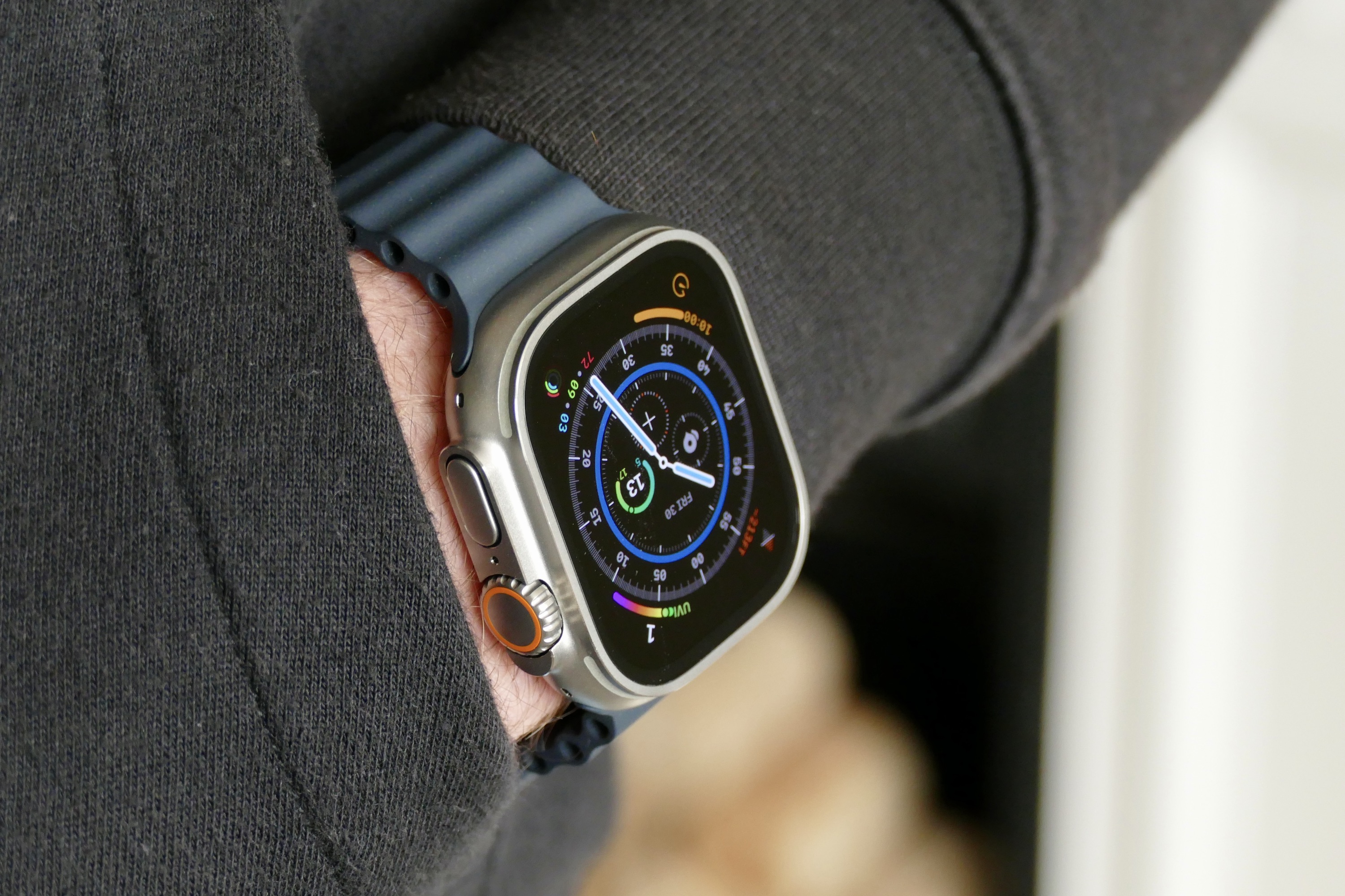 Apple Watch SE (2nd Gen) [GPS 44mm] Smart Watch w/Midnight Aluminum Case &  Midnight Sport Band - S/M. Fitness & Sleep Tracker, Crash Detection, Heart  Rate Monitor, Retina Display, Water Resistant : Electronics 