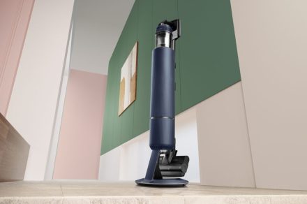 This AI-powered Samsung cordless vacuum is $250 off