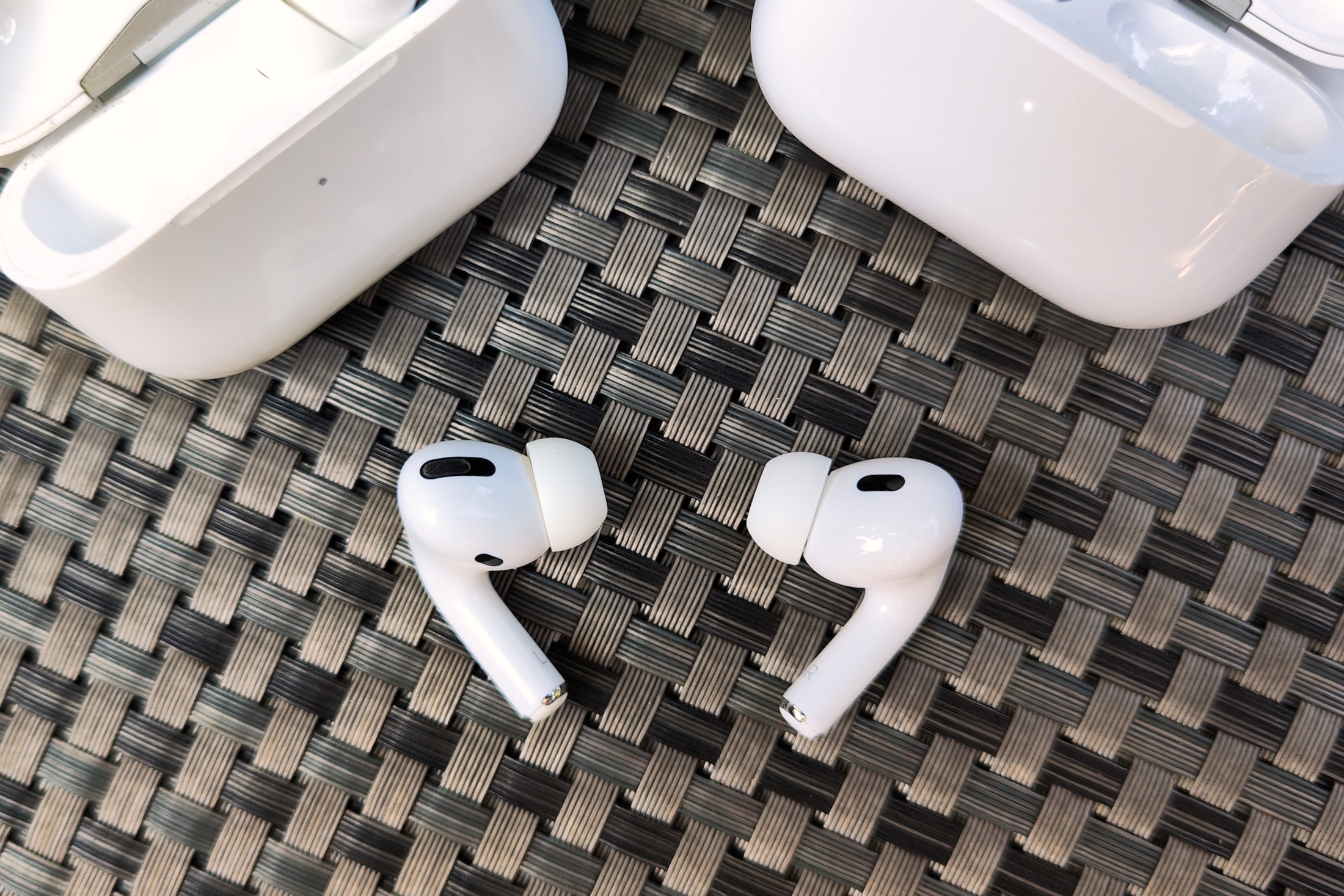 Apple AirPods Pro 2 Vs AirPods Pro: What's The Difference?