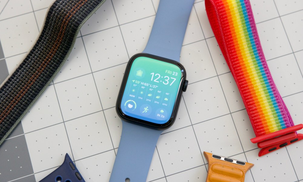 An Apple Watch Series 8 with the screen turned on.