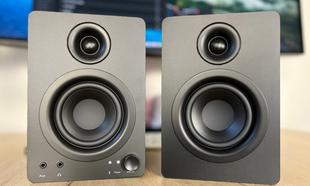 The Monoprice DT-3BT Powered Desktop Bluetooth Speakers