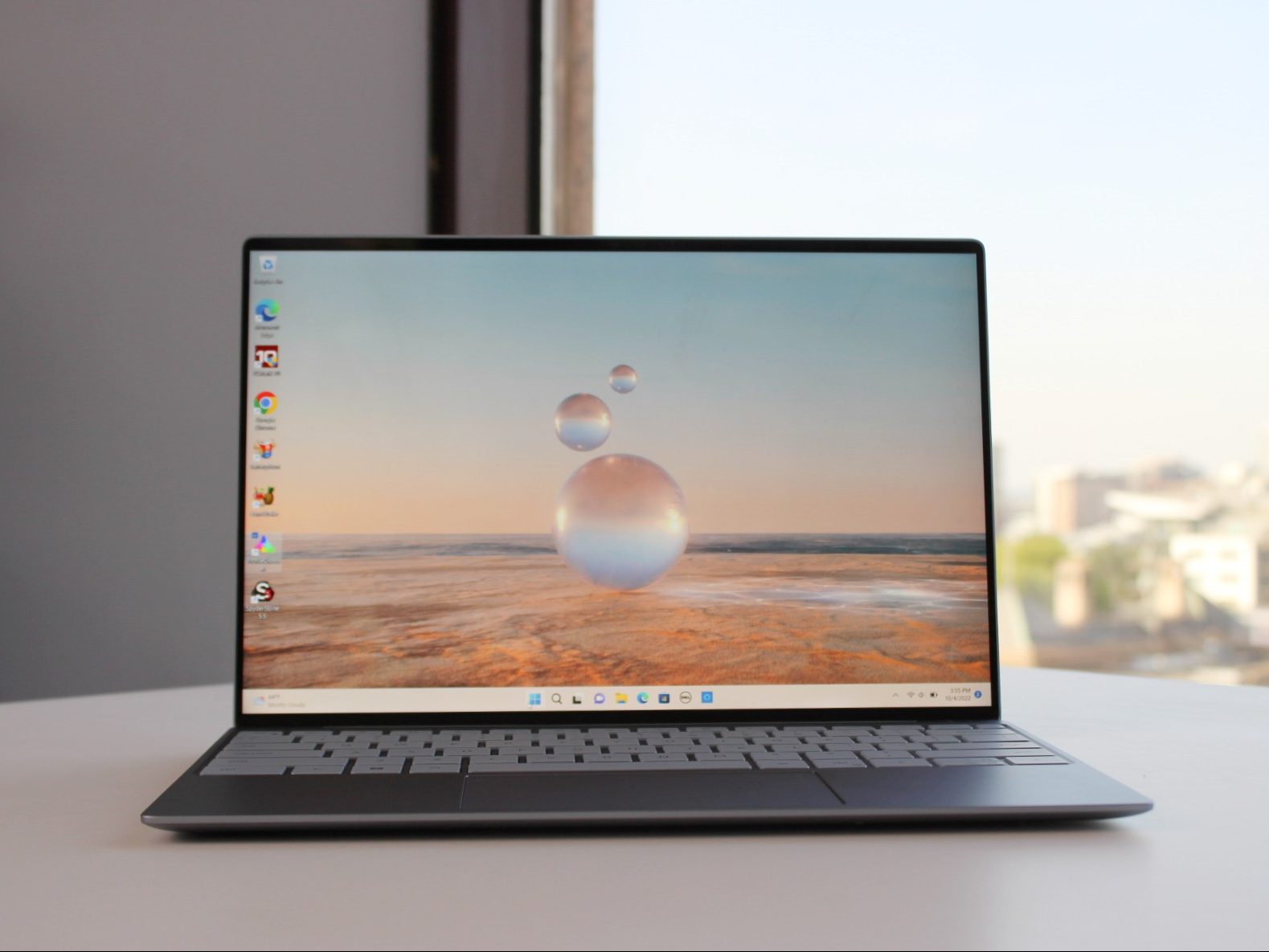 Dell XPS 13 vs. Apple MacBook Air M2