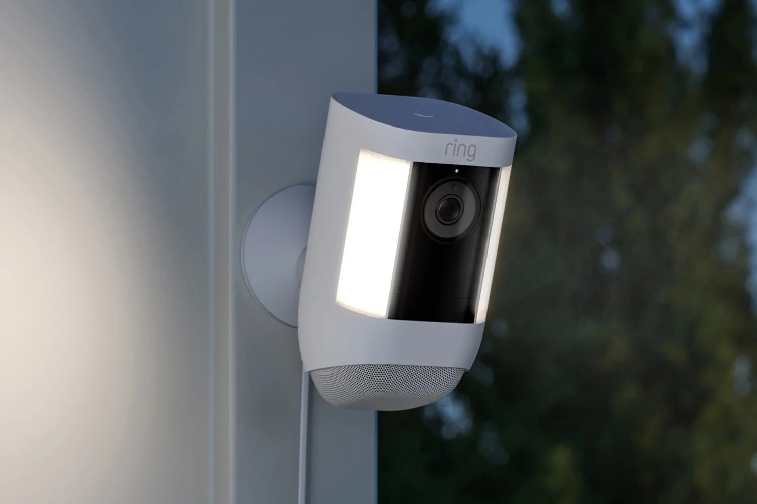 The new Ring Indoor Cam is the first with a physical privacy shutter - The  Verge