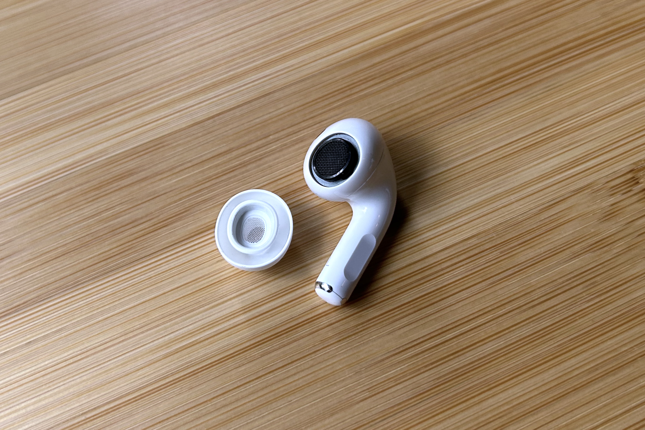 Apple Airpods Pro 1st RIGHT and LEFT Side Airpods - Original Apple Airpods  Pro
