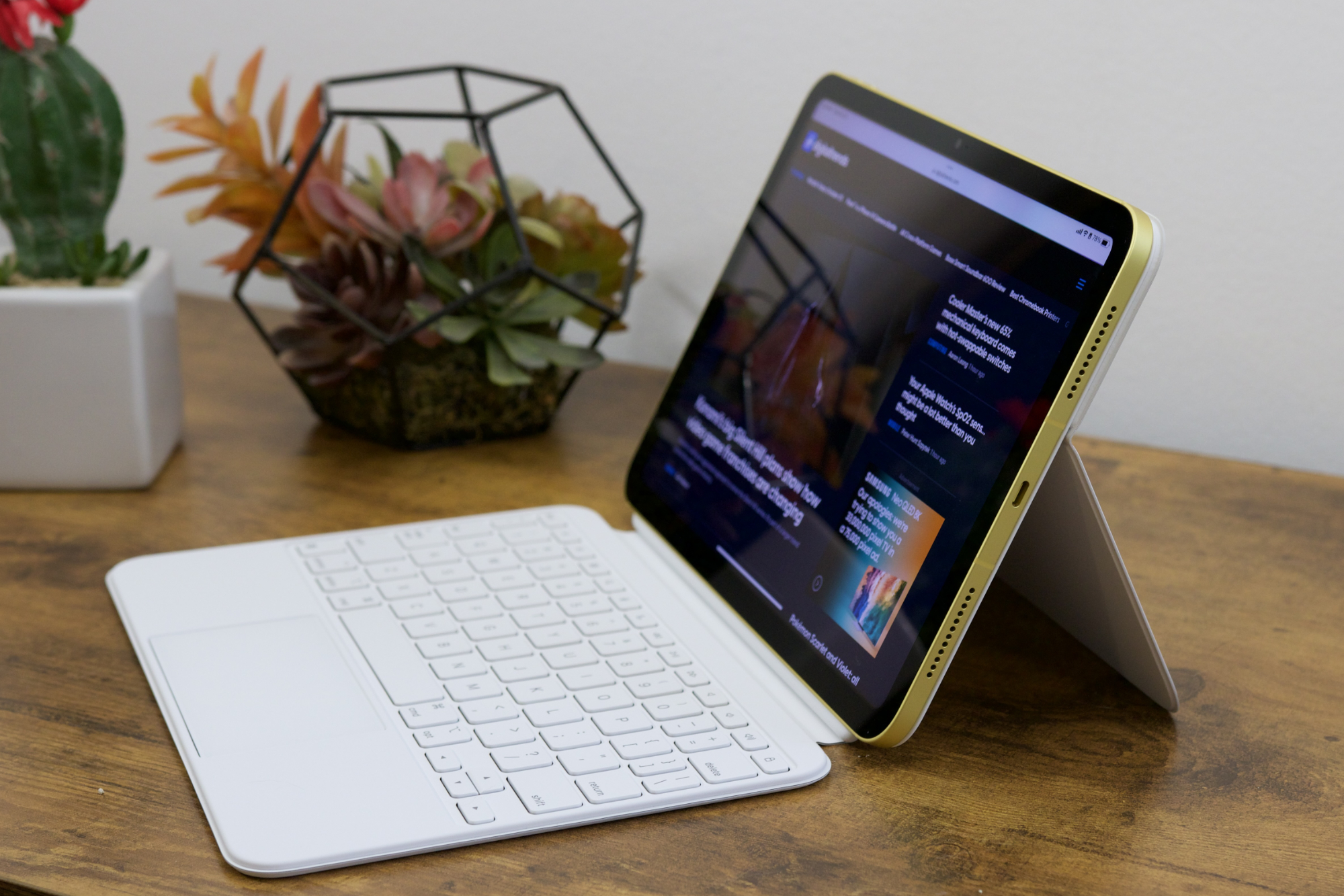 Apple 10.9-inch iPad Review - (10th Generation 2022) - The New Entry Point?  