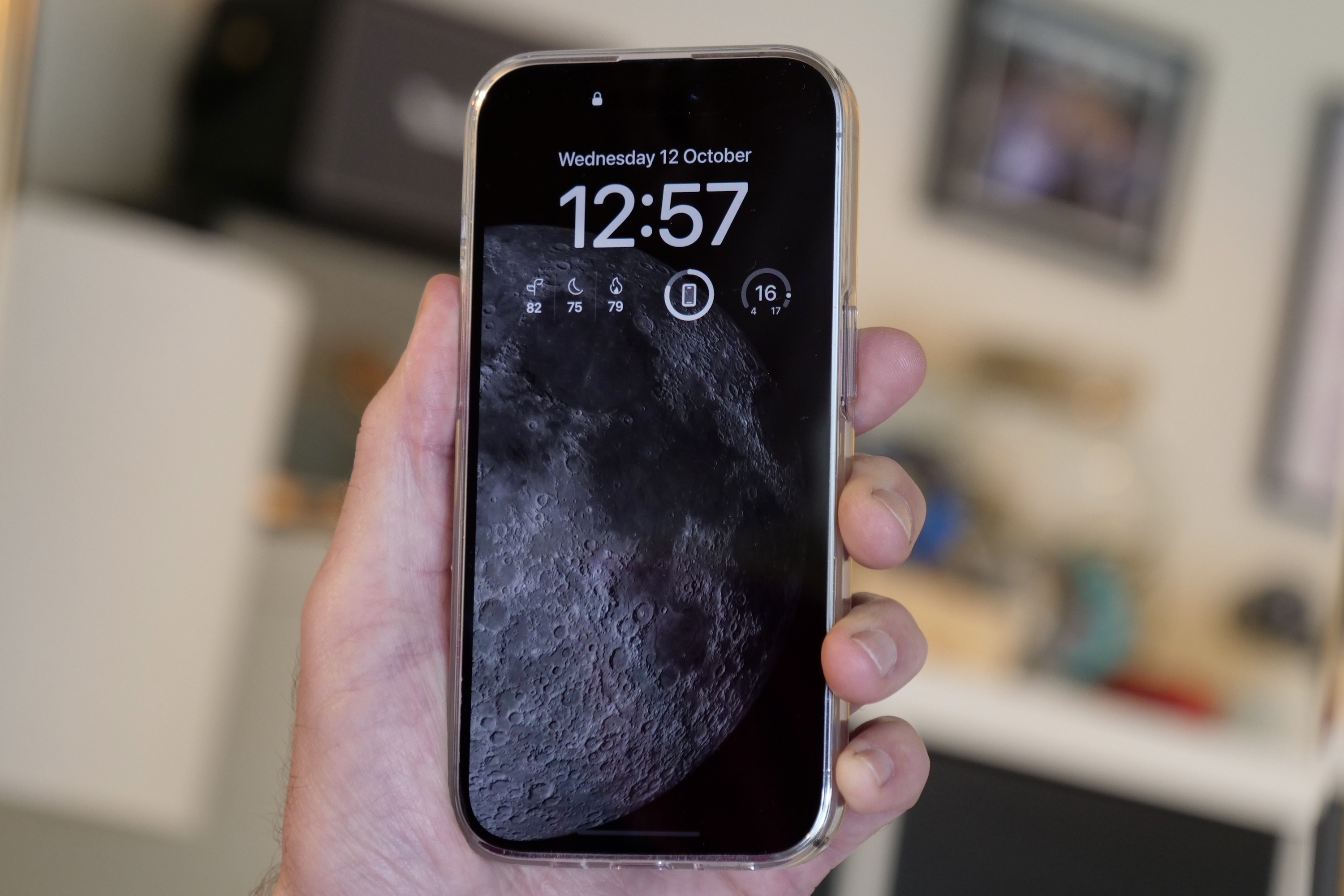 A Few Weeks With the Always-On Display and Dynamic Island in the iPhone 14  Pro – The Sweet Setup