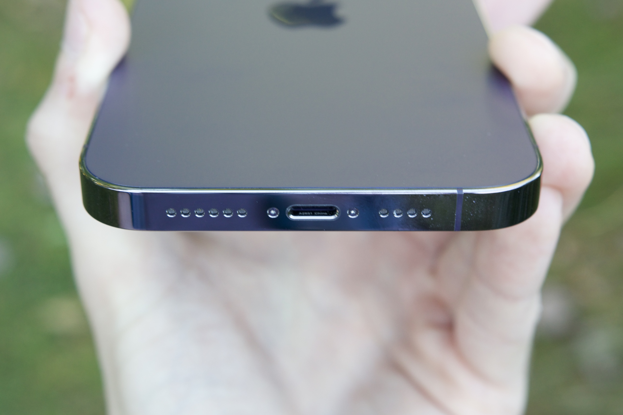 iPhone will feature USB-C charging port, says Apple executive