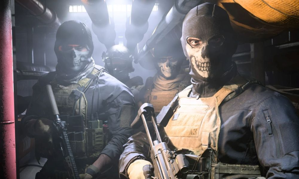 Characters facing forwards in Modern Warfare II screenshot.