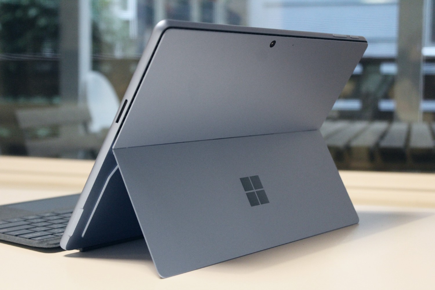 Microsoft Surface Pro 9 review: one step forward, one back ...