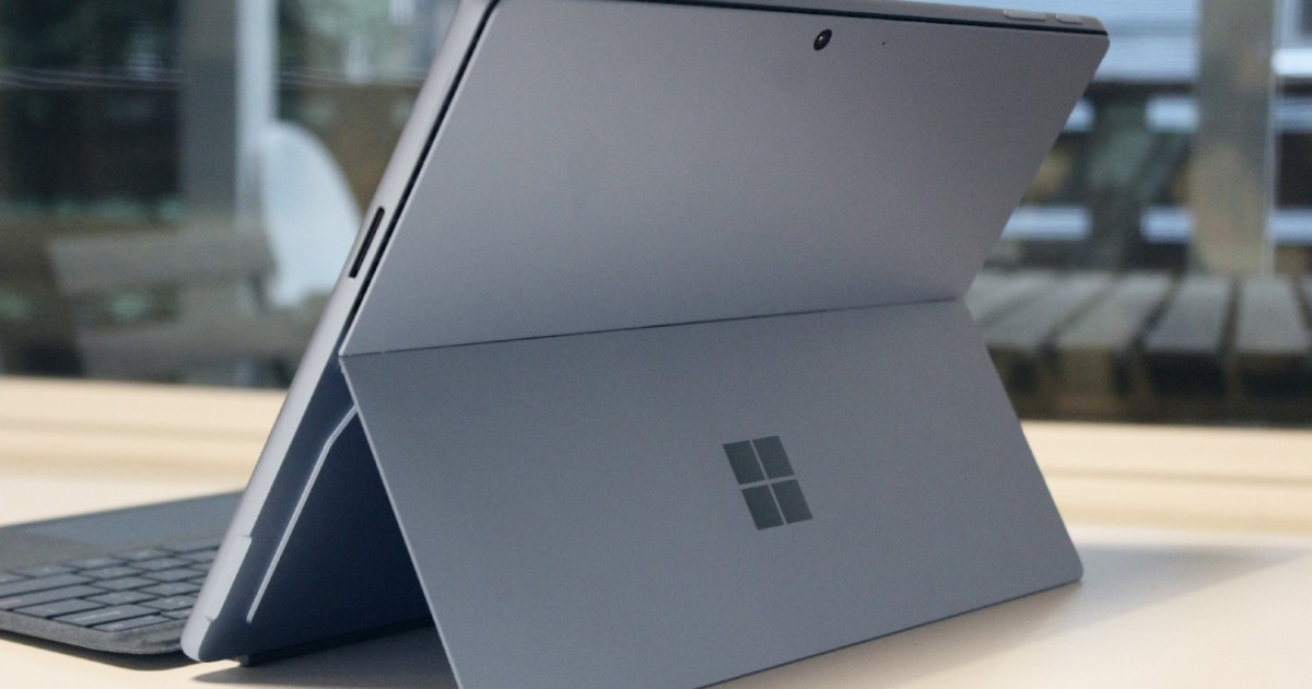 Microsoft Surface Pro Signature Keyboard for Pro X, Pro 8 , Pro 9 Sapphire  NEW