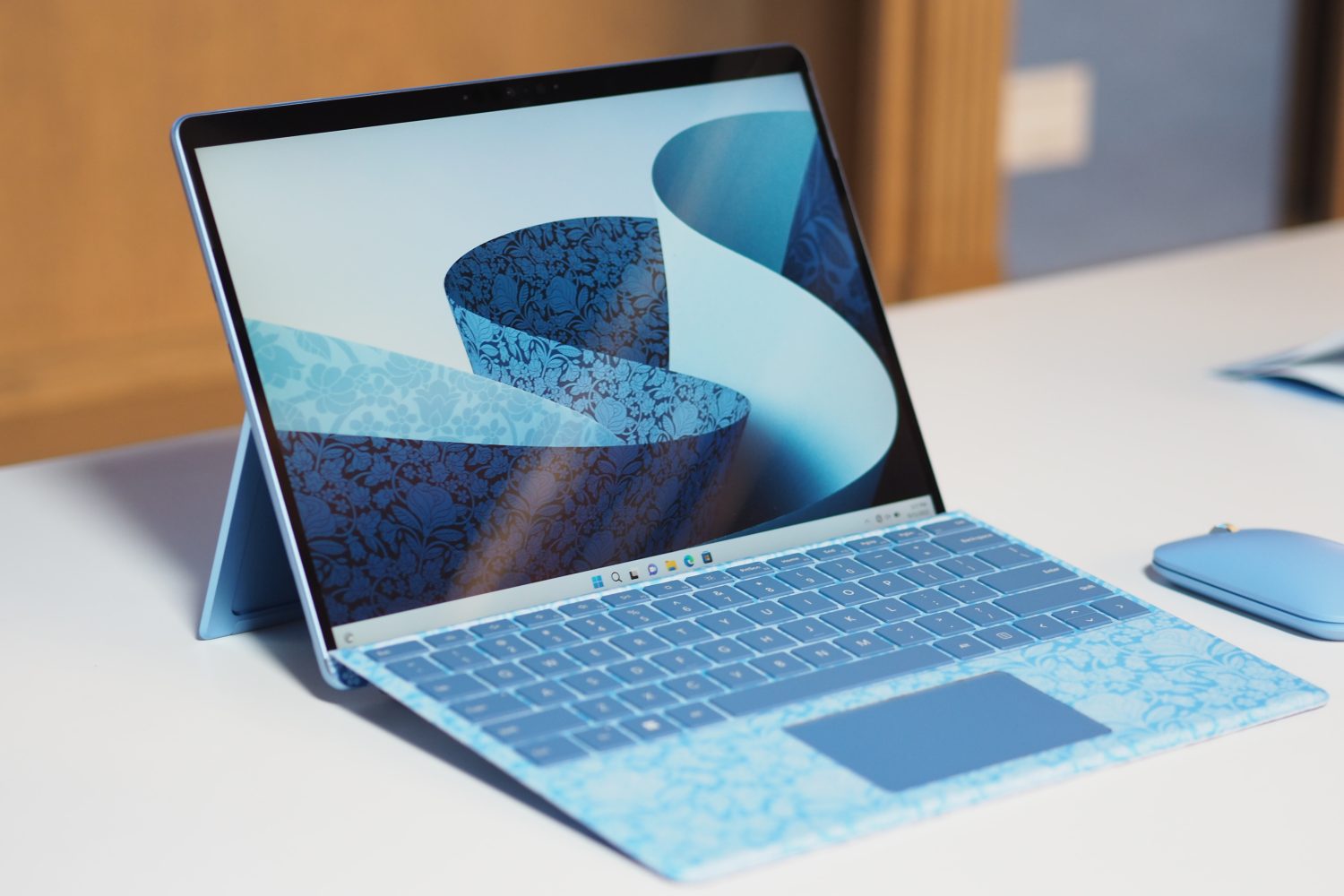 Microsoft Surface Pro 9 vs. Dell XPS 13 2-in-1 | Digital Trends