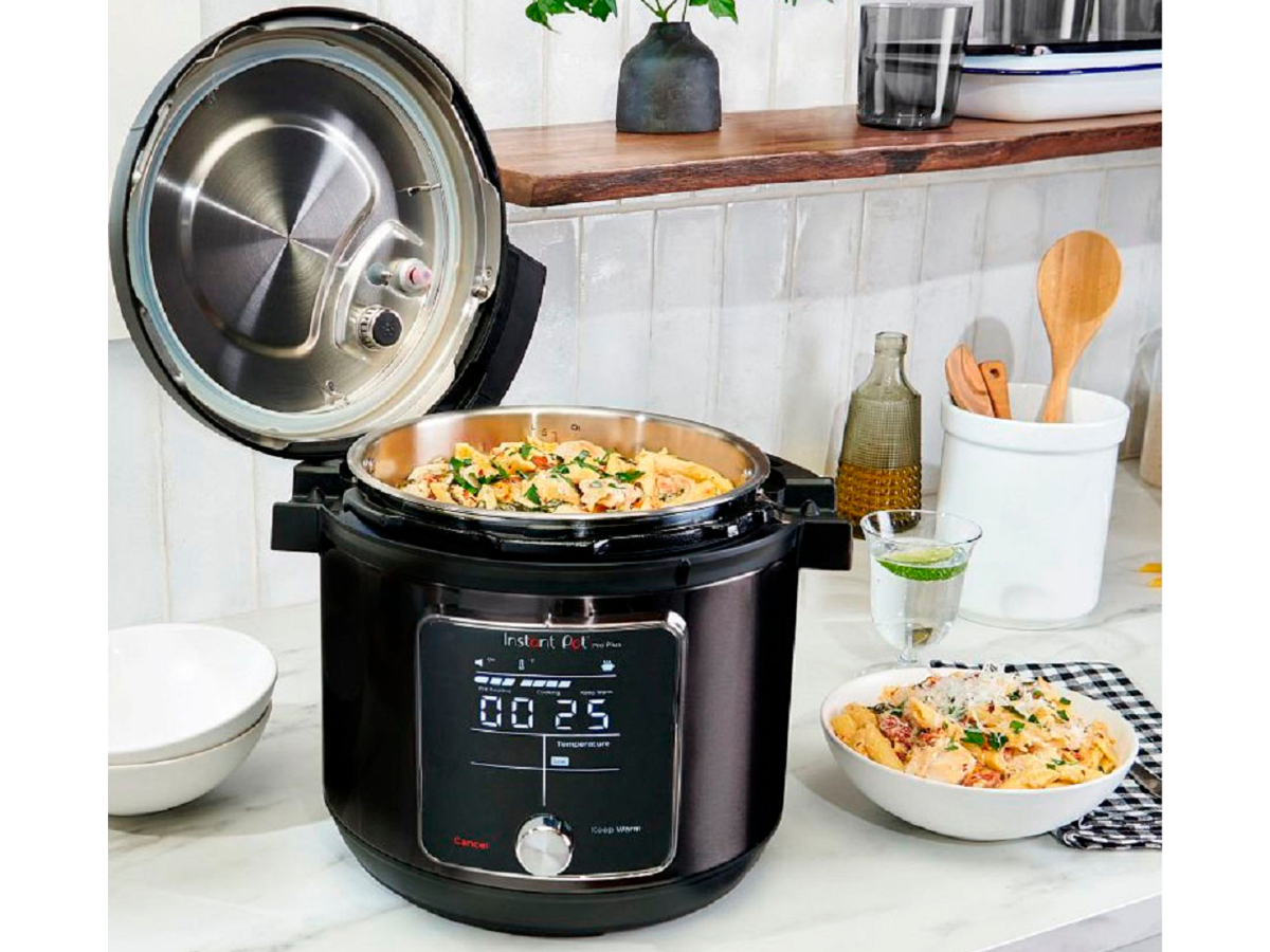 These Black Friday 2020 Instant Pot Deals Are Sizzling