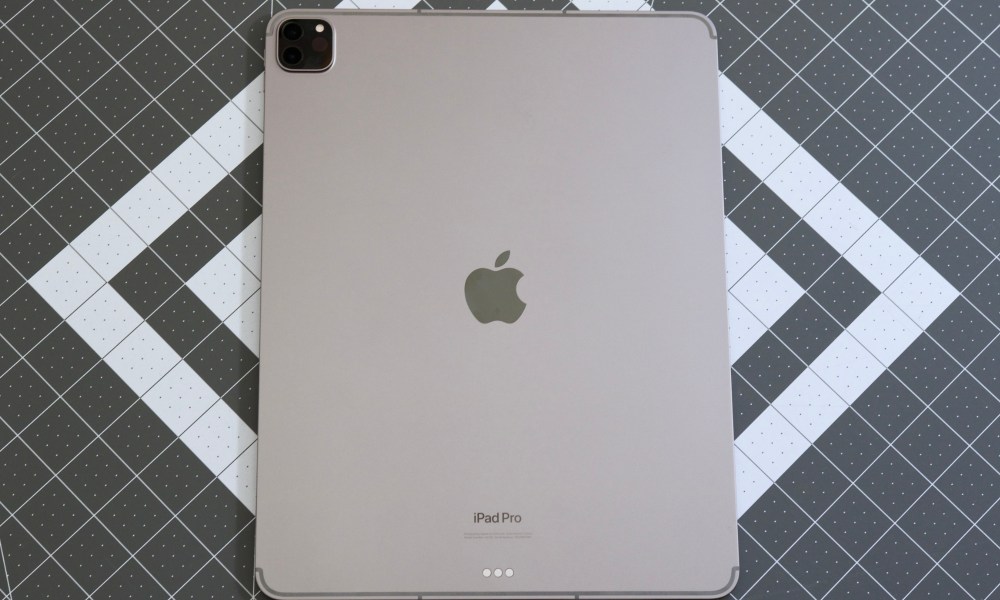 The back of the iPad Pro (2022) in Space Gray.