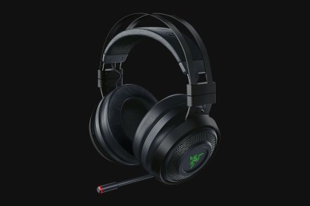 This Razer gaming headset for PC and PS5 is $80 off this weekend