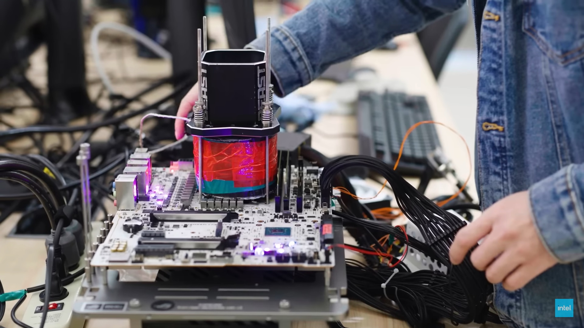 How overclockers surpassed elusive 9GHz in new world record 