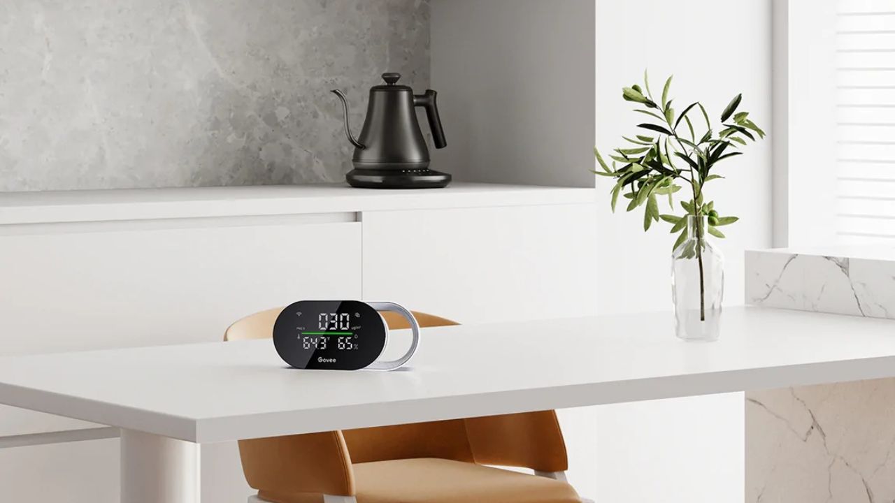 Govee Smart Air Quality Monitor, Indoor, Meter Detects PM2.5, Temperature,  and Humidity, H5106 with LED Air Quality Indicator&Clock, Work with Govee