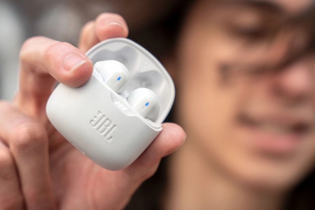 HP/Poly challenge Jabra at 60 | Digital Voyager Trends CES with 2023 Free earbuds