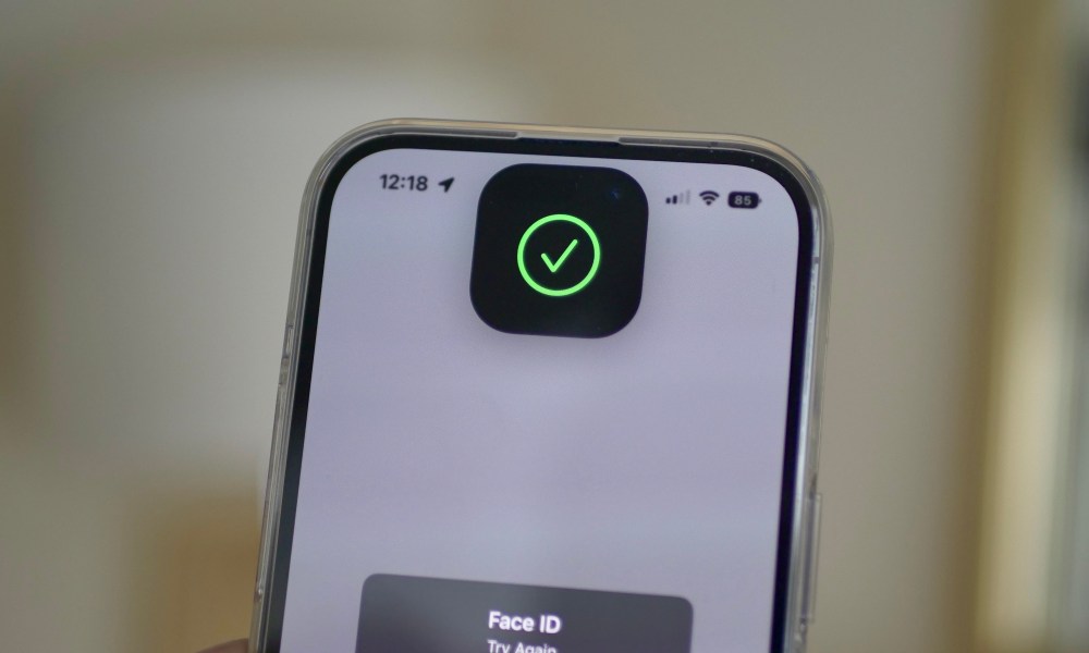 Face ID tick icon on the iPhone 14 Pro's Dynamic Island.