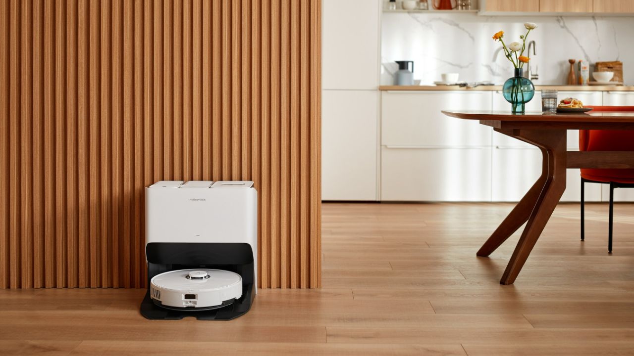 Roborock S7 Pro Ultra: Flagship self-cleaning robot vacuum cleaner and dock  for $1,400