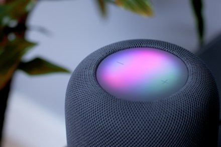 Apple might launch a HomePod smart display in 2024