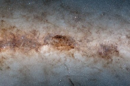 Browse through 3B celestial objects in Milky Way survey