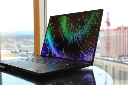 This Razer gaming laptop with an RTX 4090 is $400 off for a limited time