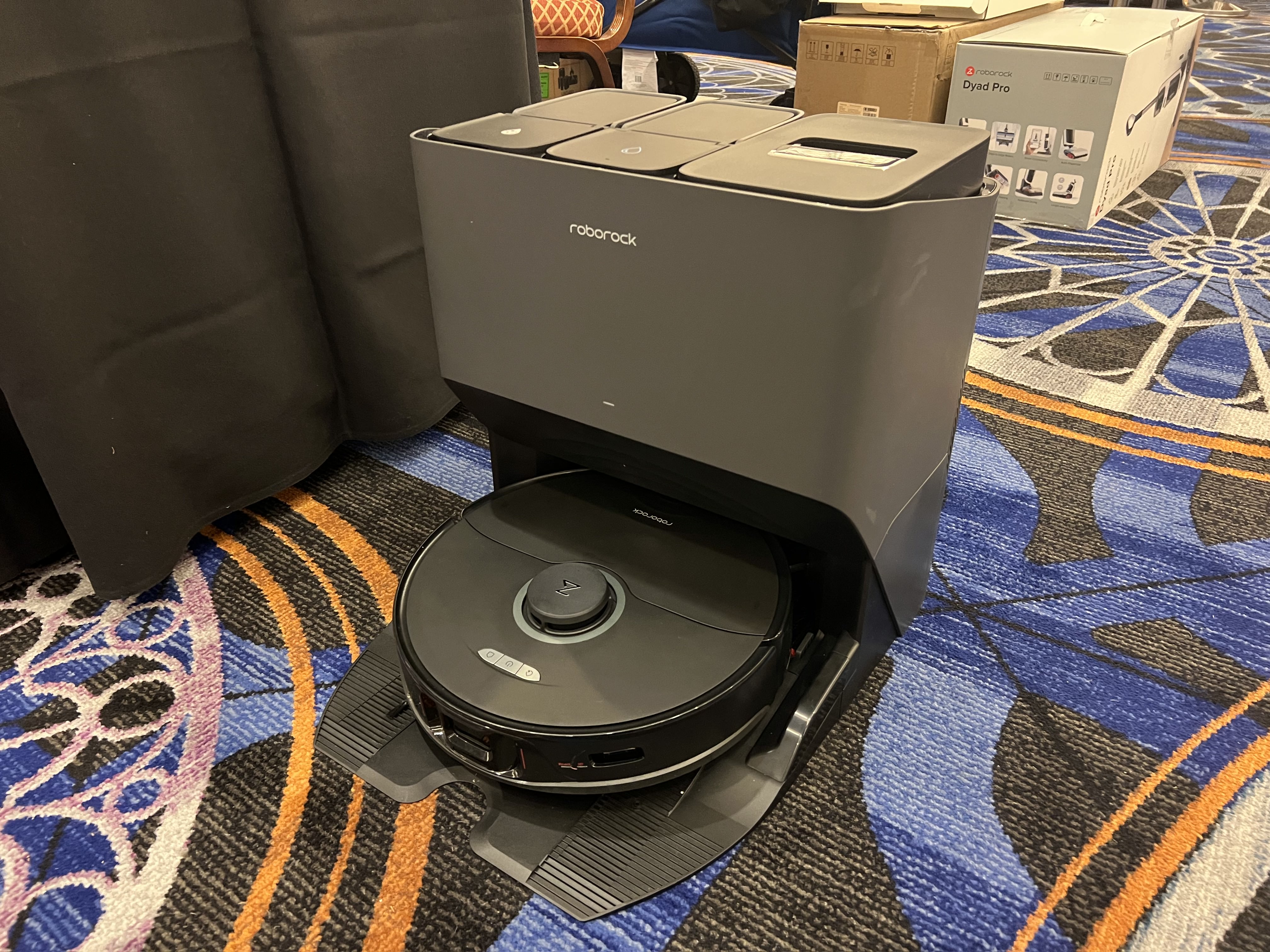 Roborock S8 Brings Next-gen Cleaning Skills To CES 2023 | Digital Trends