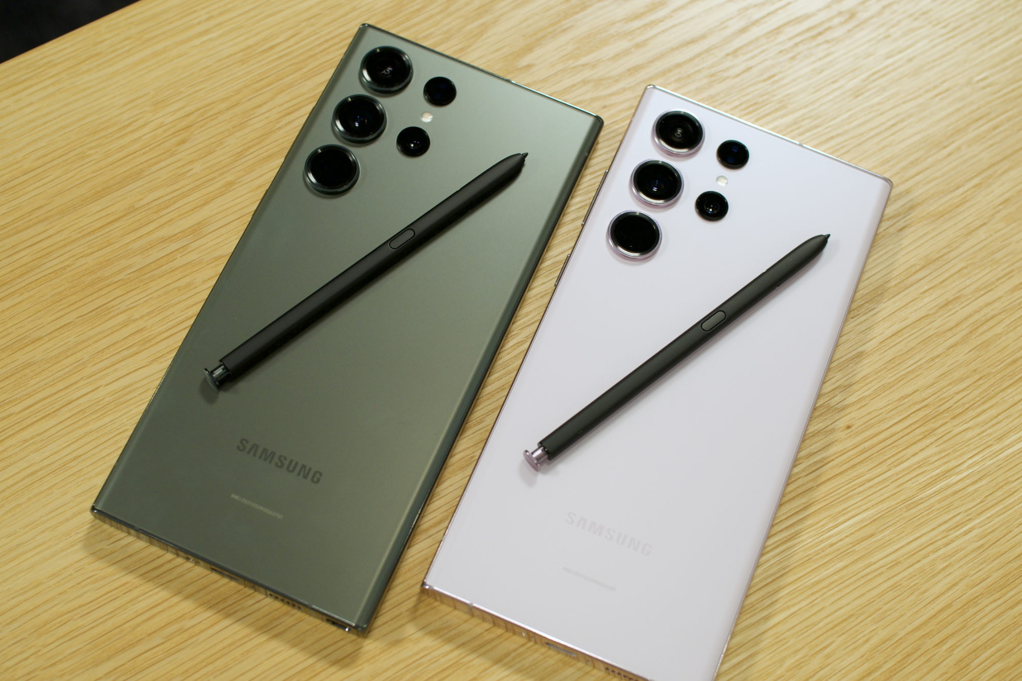 Samsung Galaxy S23 Ultra vs S22 Ultra: a fresh coat of paint - PhoneArena