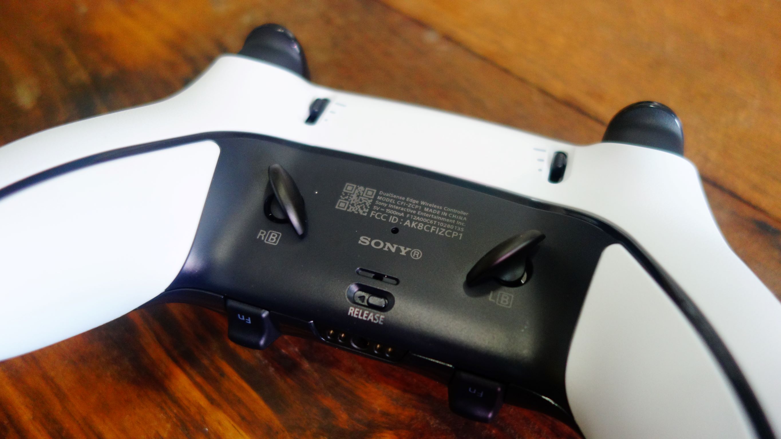 Controle Sony DualSense Edge para PS5 Wireless - Branco no