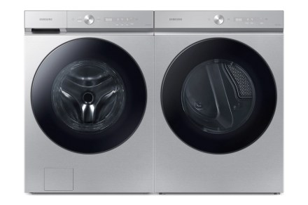 Save $1,100 on this Samsung washer and dryer bundle today