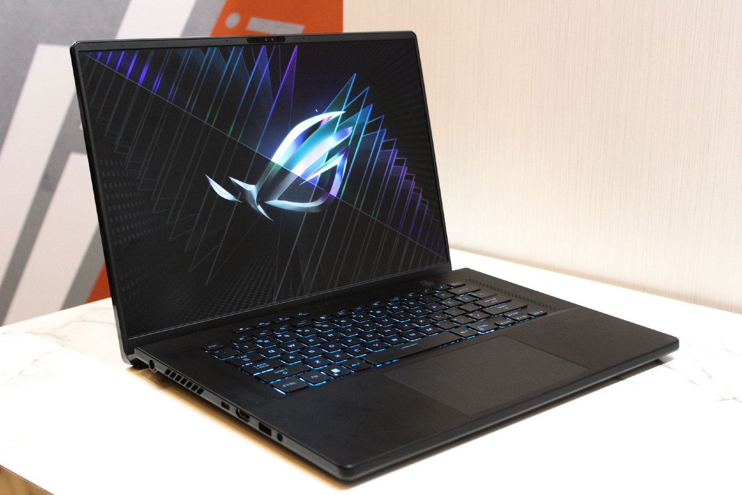 ROG Zephyrus G16 vs. ROG Zephyrus M16: which is better? | Digital