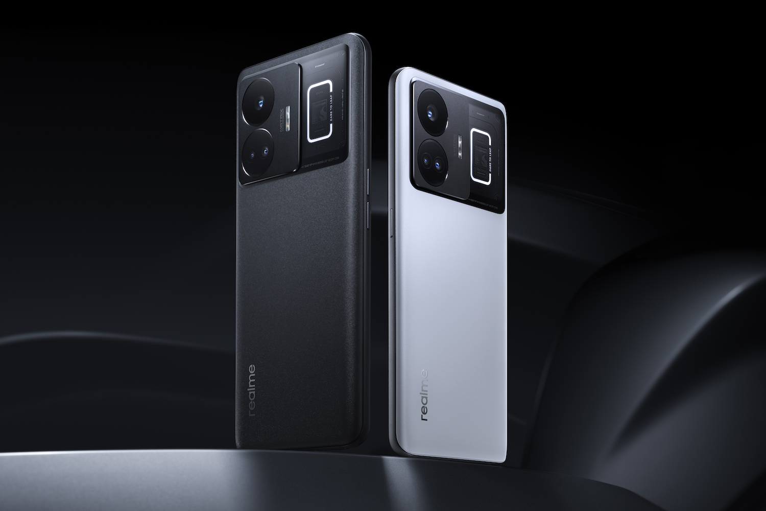 Hyper-Charge Smartphone Models : realme GT3