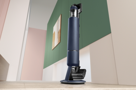 Step aside, Dyson: Samsung’s best cordless vacuum is $400 off