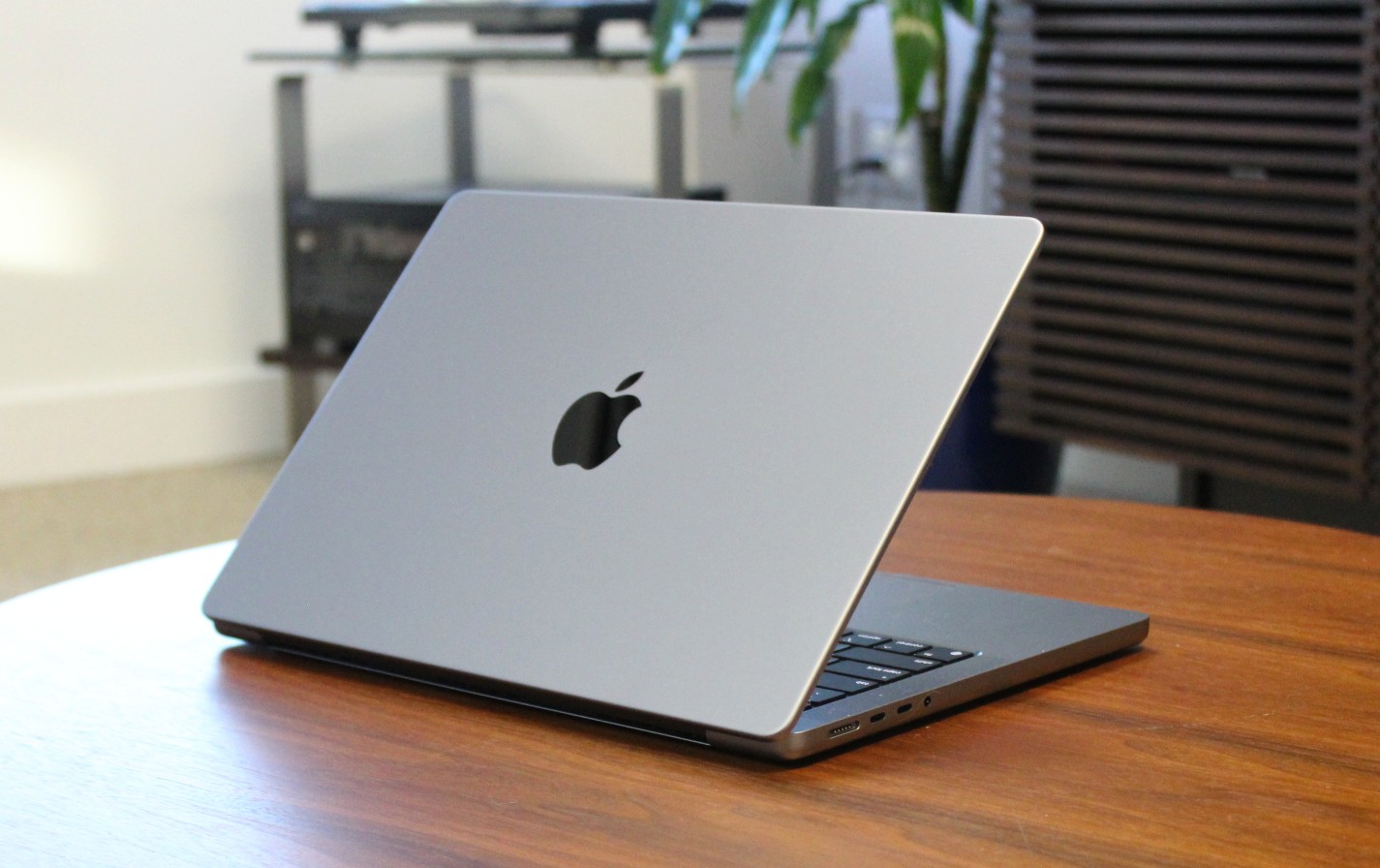 macbook pro laptop fan