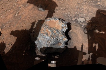 NASA Mars rover has discovered an alien rock