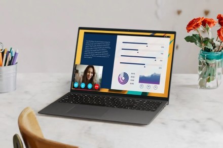 Flash sale drops the price of these Dell work-from-home laptops