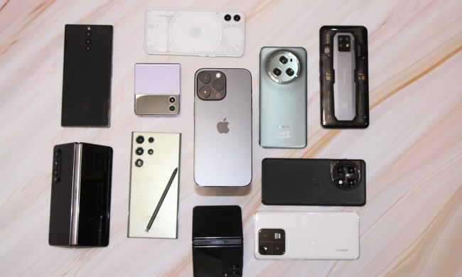 iPhone 14 Pro Max surrounded by flagship phones.