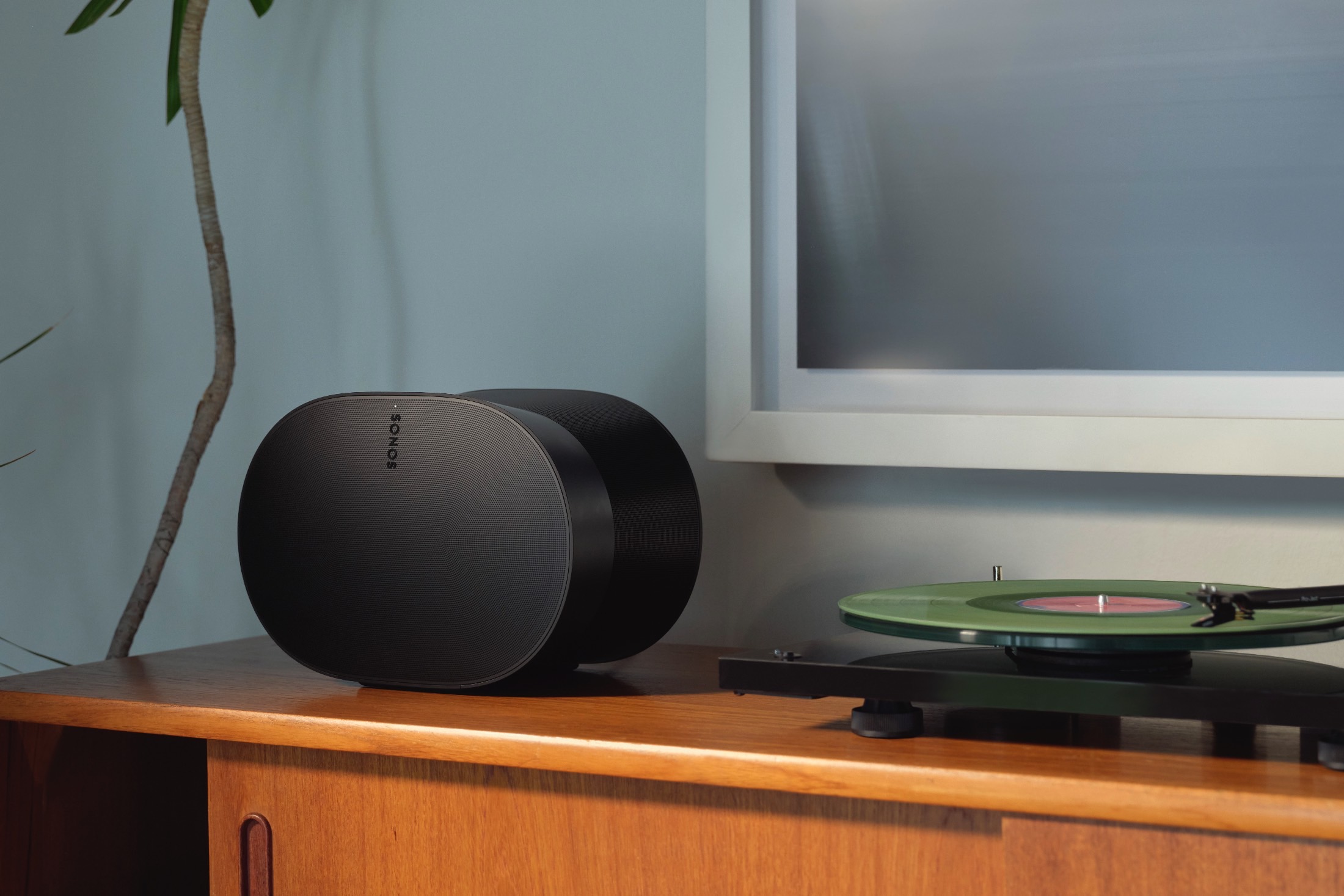 Sonos Era 300 and 100 speakers Hands-on: Reigniting its lineup