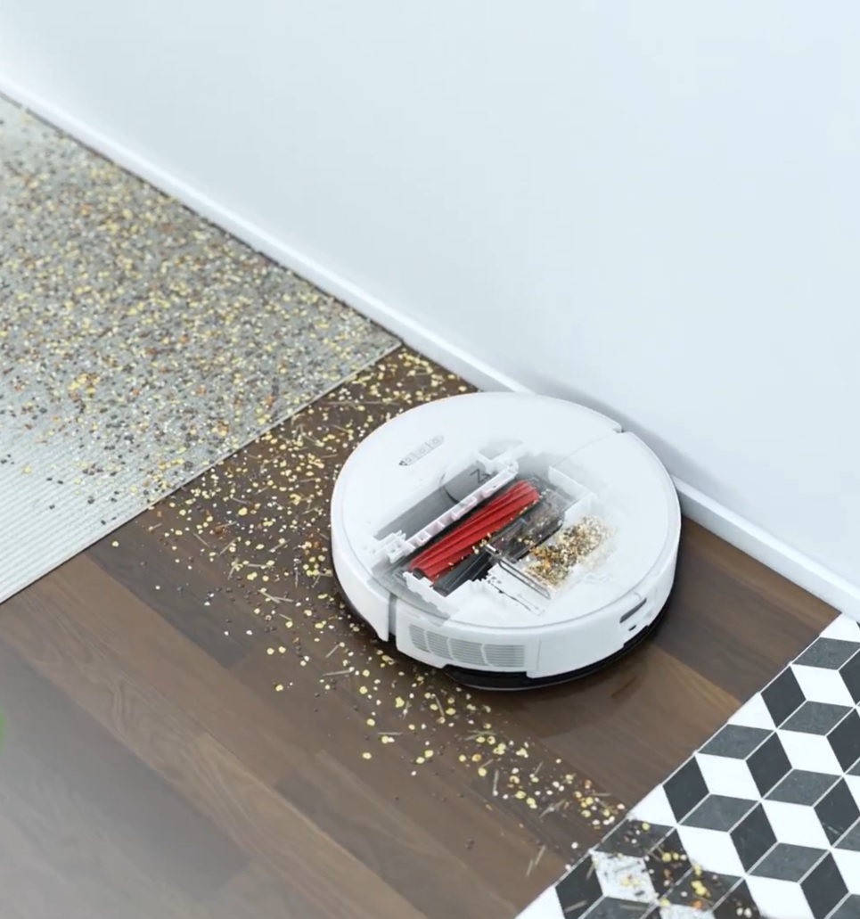 Roborock S7 Pro Ultra: Flagship self-cleaning robot vacuum cleaner and dock  for $1,400