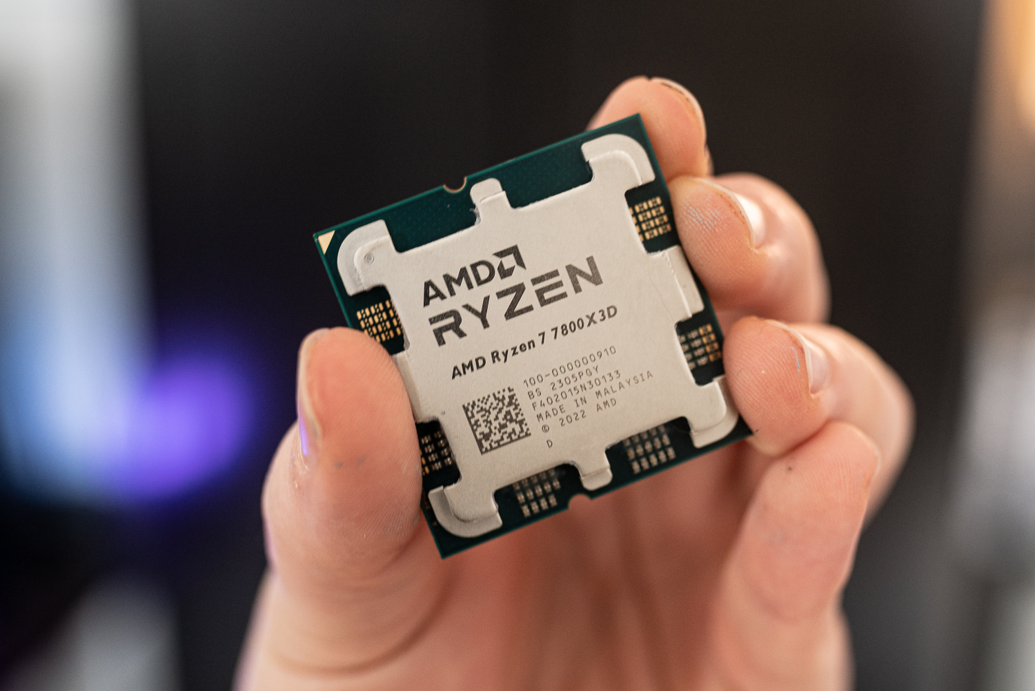 AMD RYZEN 7800X3D-