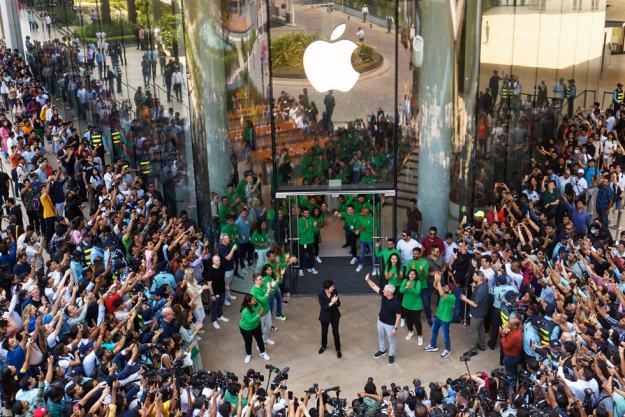 Apple is opening new stores in Downtown Miami, Cologne and Nanjing