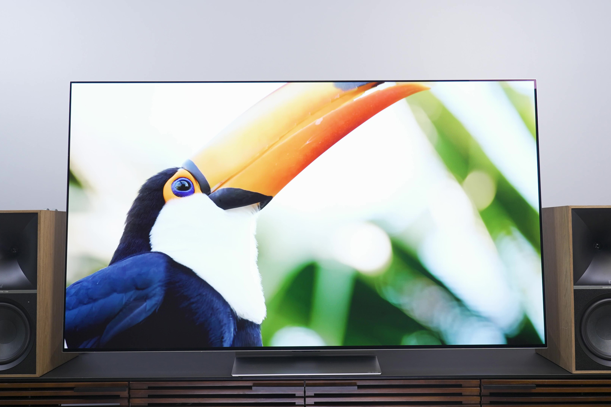 Qled Vs Oled Tvs Which Is Better And Whats The Difference Best In Technology 0842